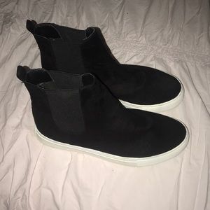 Steve Madden suede sneakers